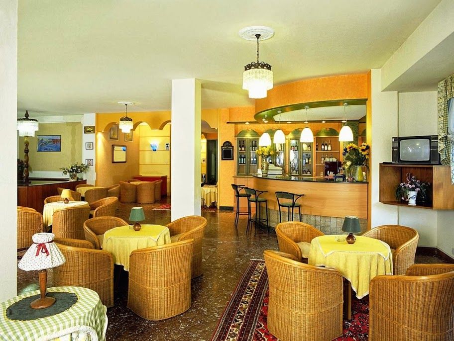 Hotel Bolivar ลิโดดิเยโซโล ภายนอก รูปภาพ